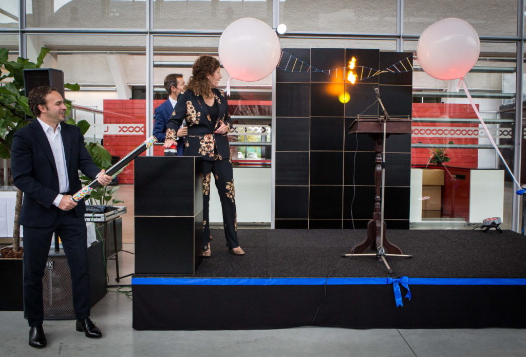 Minister van Engelshoven Inaugurates New LUMICKS Headquarters in Amsterdam